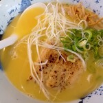 ブラウン - 濃厚鶏そば￥880