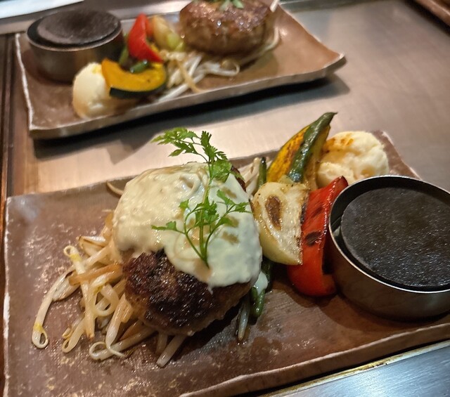 Kyuroku Teppan Yakiya Korien photo 2