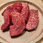 炭火焼肉 肉の匠 ひうち - お肉たち