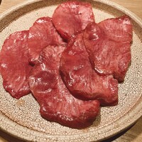 炭火焼肉 肉の匠 ひうち - 上タン塩