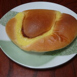 デリフランス - 料理写真:北海道産ミルクのこだわりクリームパン