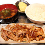 なおべぇ - 平日・祝日限定！せせり定食　660円（税込）