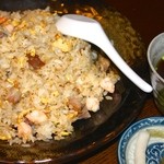 白楽天 - 五目チャーハン 650円 具沢山でパラパラ感があります。