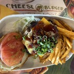 Cheeseburger In Paradise - 料理写真: