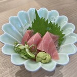 すし松 - 料理写真:まぐろつまみ/231円♪