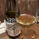 ブラーチェ・エ・ヴィーノ・ジジーノ - 