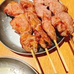 四文屋 - カシラとタン