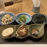 出汁とおでん わいく - 小鉢6種盛り