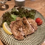 酒肴タロウ - チキンオーブン焼き