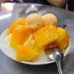 高雄婆婆冰 - 超人気芒果牛奶冰(NTD100)