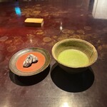 燈々庵 - 大きな甘納豆　お抹茶