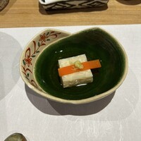 豆腐懐石 くすむら - 初めて食べた湯葉豆腐。今月だけ食べられるものらしい