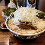 奈つやの中華そば - 