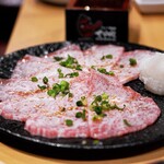 ライブ焼肉 てんぐ - 