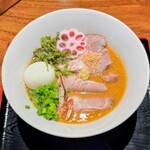 金澤濃厚甘えびラーメン 紅牡丹 - 