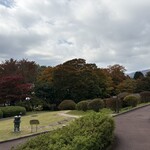 山のホテル ラウンジ・バー - 庭園と外輪山