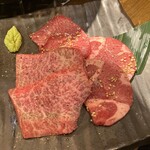 炭火焼ホルモン ぐう - 