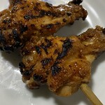 正起屋 - 手羽元串黒胡椒焼