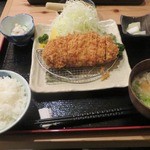 とんかつ いわい - 厚切りロースかつ定食（240g）2,300円（2014/11撮影）