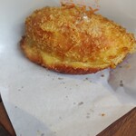 カレーパン専門店 YES! - のびーるチーズ