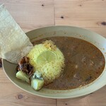 POLKIRI BAR - スリランカチキンカレー（1,200円）