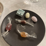 マダム・トキ - 