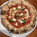 PIZZERIA IMOLA - ランチのマルゲリータ