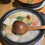 天府李米線 TINA'S NOODLE KITCHEN - 鶏だし濃厚米線