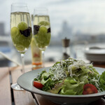 CAFE & PIZZERIA HARBOR - イチオシサラダ
篠島産シラスサラダ　Harf  