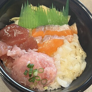 魚丼_1