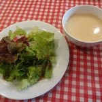 サラダとスープ