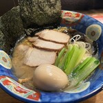 天鳳 - 特製醤油ラーメン。1.2.3 1200円