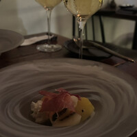 ワインとくつろぐ ツキアカリ - 