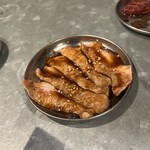 炭火焼肉 昭和ホルモン 玉造店 - 