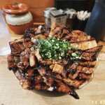 炭焼豚丼 豚野郎 - 