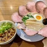 あいつのラーメン かたぐるま 本店 - 