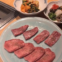 TANAKA YAKINIKU RESTAURANTE - 