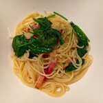 ラ フォンターナ - 日替わりパスタ　　ベーコンのペペロンチーノ