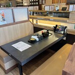 グルメ回転すし　一心 - テーブル席