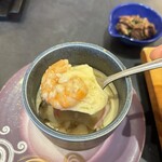 グルメ回転すし　一心 上社店 - 大きめのエビが入ってる