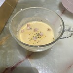 bistrocafe THE FLOWER TABLE - 