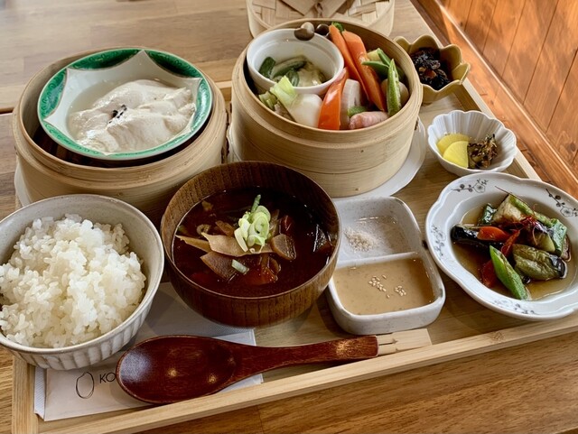 KOMENO KITCHEN
