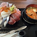 魚金食堂 - 