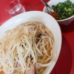 ラーメン二郎 - ラーメンミニ＋ニンニク少し＋青ネギ炙