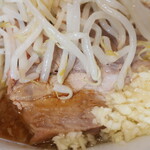 ラーメン二郎 - この日の豚