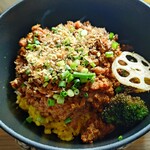 カレー キッチン オニオン