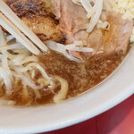 ラーメン二郎 - スープ