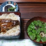 宇佐見鰻店 - うな重  1500円