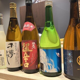 淡路島の地酒を中心に揃えたこだわりの日本酒◎