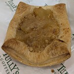 タリーズコーヒー - 料理写真:アップルパイ 〜国産りんご&北海道牛乳クリーム〜¥370